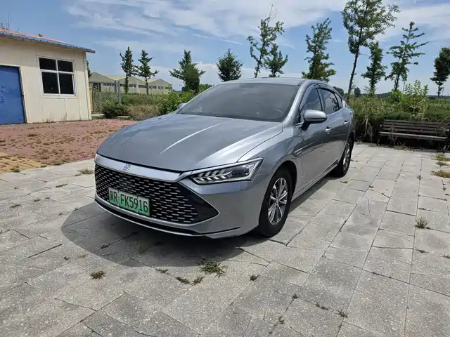 2023 BYD Qin