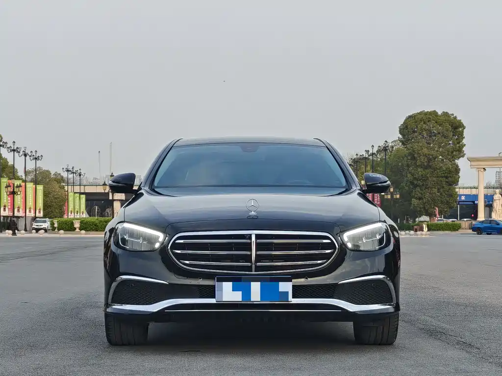 Mercedes-Benz E-Class E 2023 E 300 L Luxury