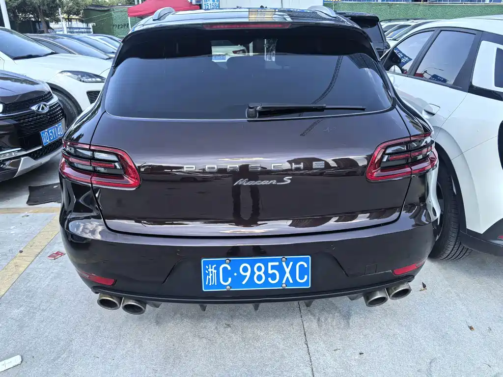 Porsche Macan — миниатюра 8