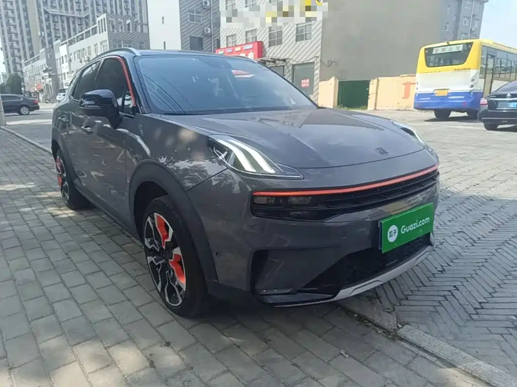 Lynk & Co 06 — миниатюра 4