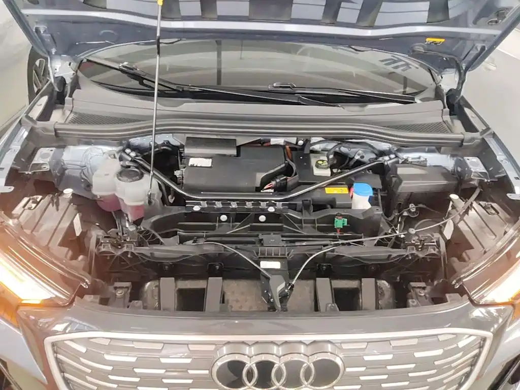 Audi Q4 e-tron — миниатюра 20
