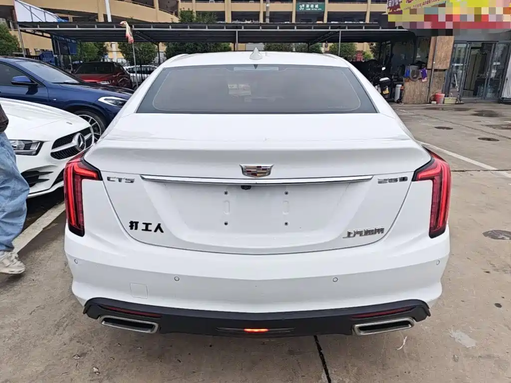 Cadillac CT5 — миниатюра 6