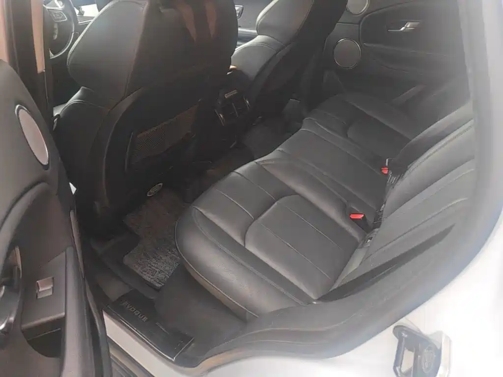Land Rover Evoque — миниатюра 17