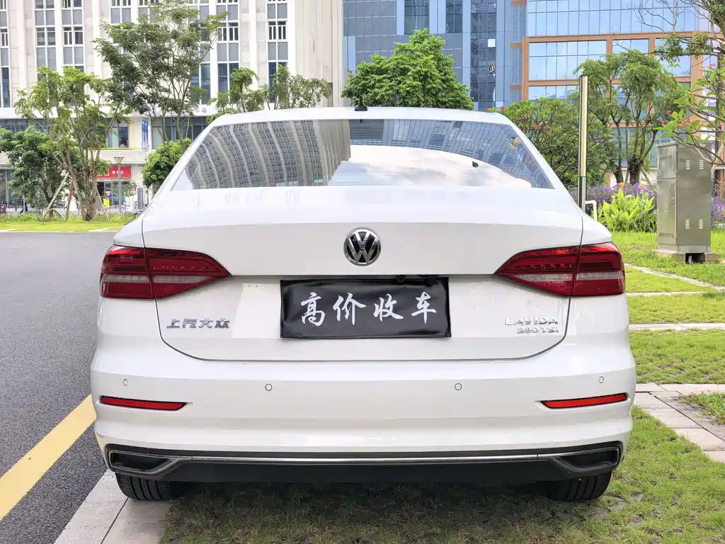 Volkswagen Lavida — миниатюра 4