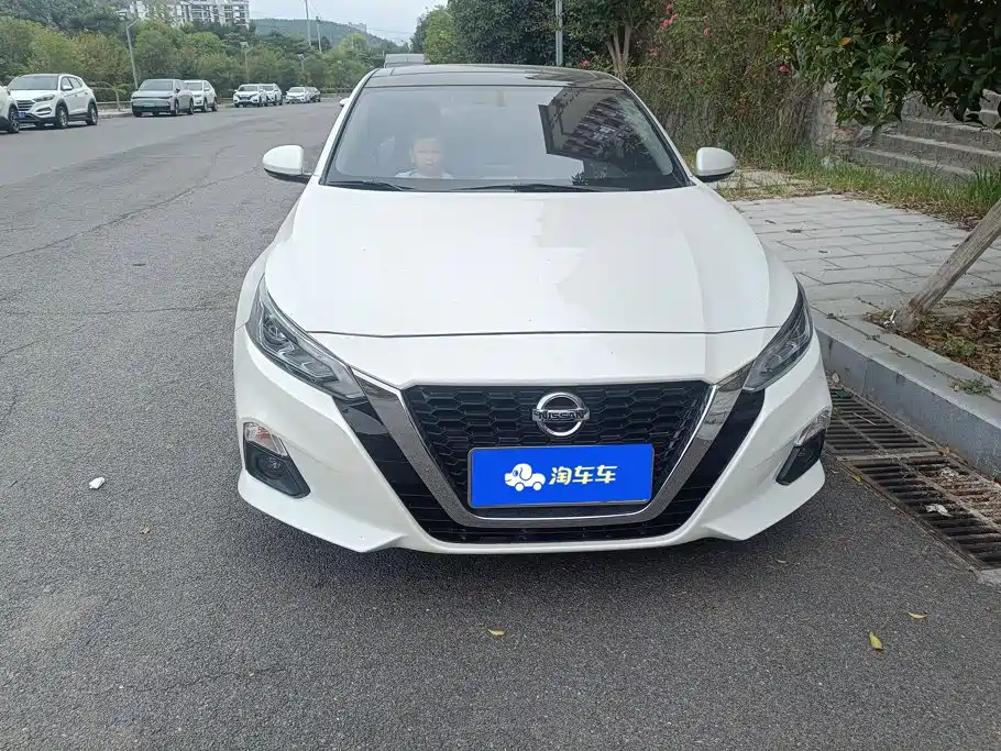 Nissan Teana — миниатюра 2