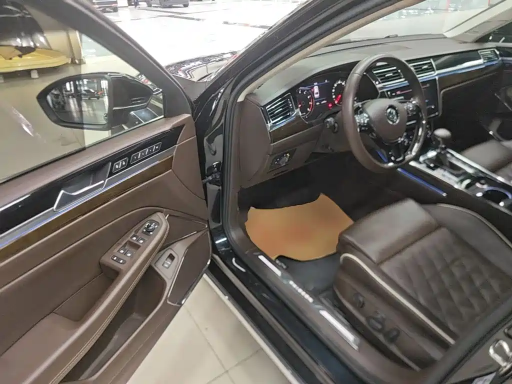 Volkswagen Phideon — миниатюра 16