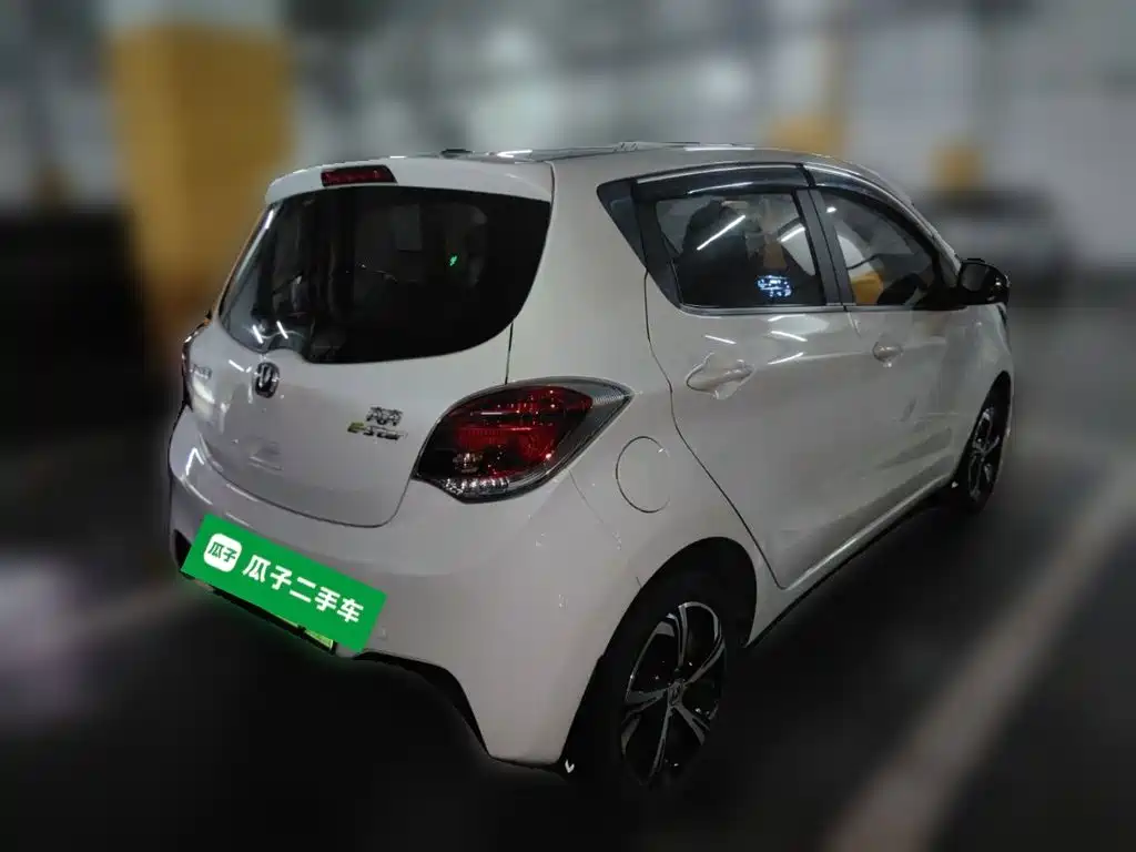 Changan Benben E-Star — миниатюра 4