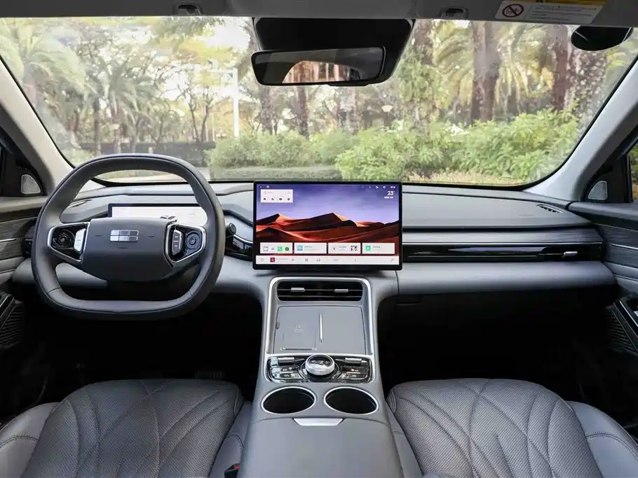 Geely Galaxy Galaxy L6 L6 2025 EM-i 140km