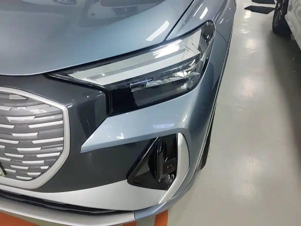 Audi Q4 e-tron — миниатюра 24