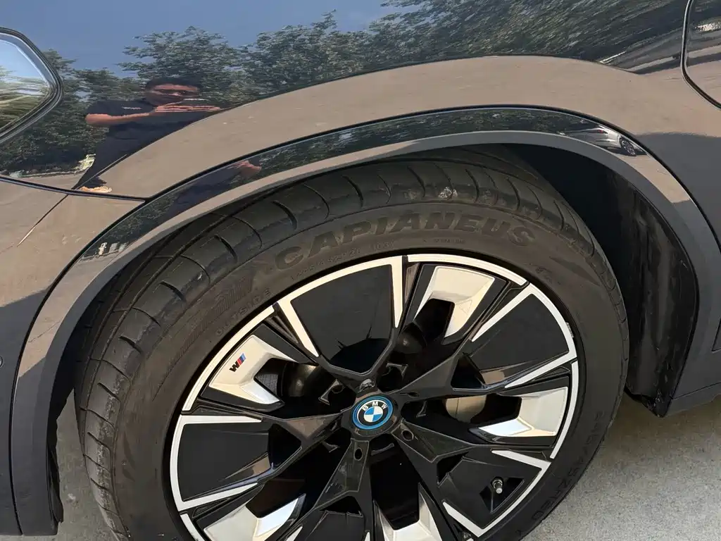BMW iX3 — миниатюра 21