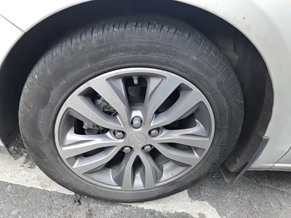 Buick Excelle — миниатюра 23