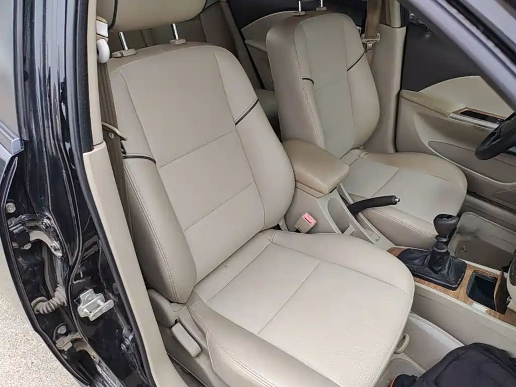 Buick Excelle — миниатюра 25