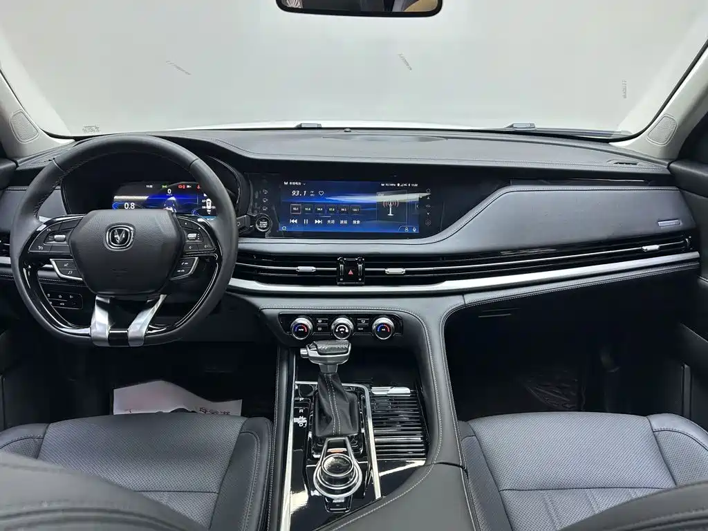 Changan CS95 — миниатюра 13
