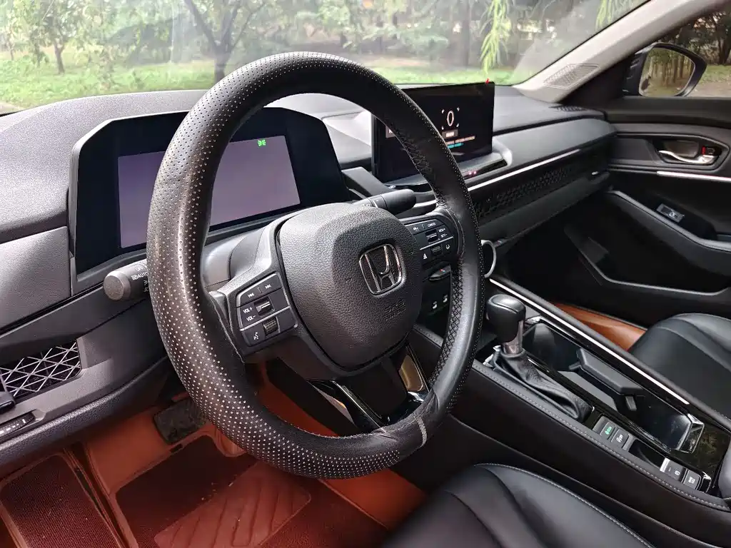 Honda Accord — миниатюра 10