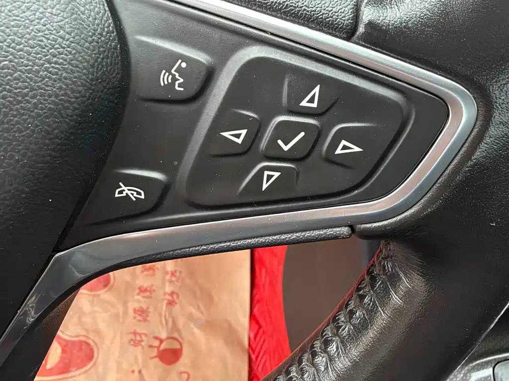 Chevrolet Malibu XL — миниатюра 31