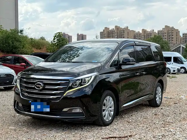 GAC TRUMPCHI M8 2019