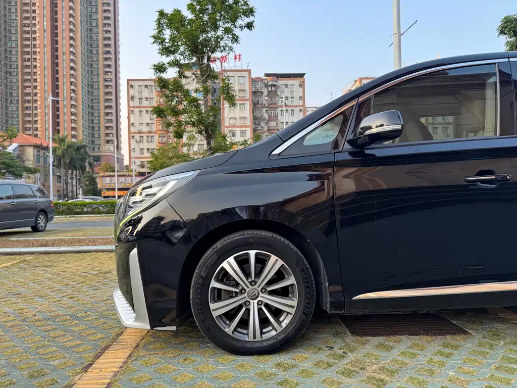 GAC TRUMPCHI M8
