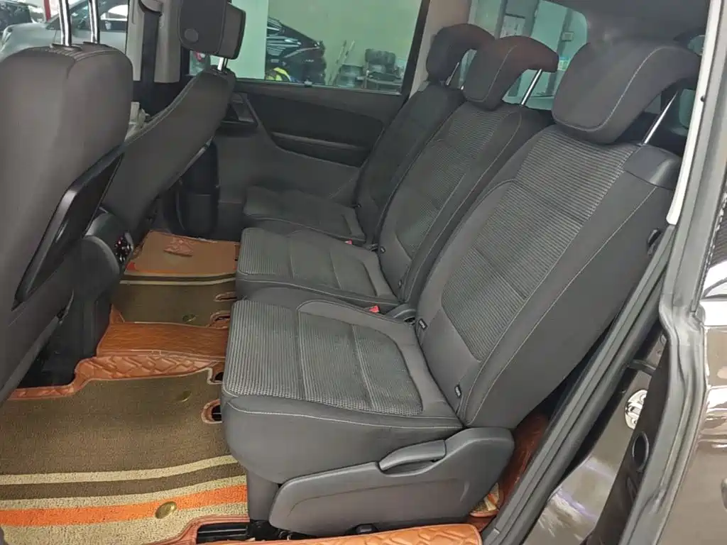 Volkswagen Sharan — миниатюра 17
