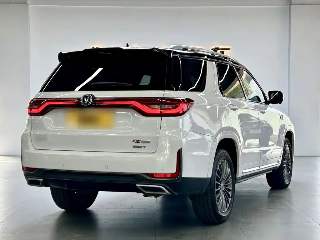 Changan CS95 — миниатюра 9
