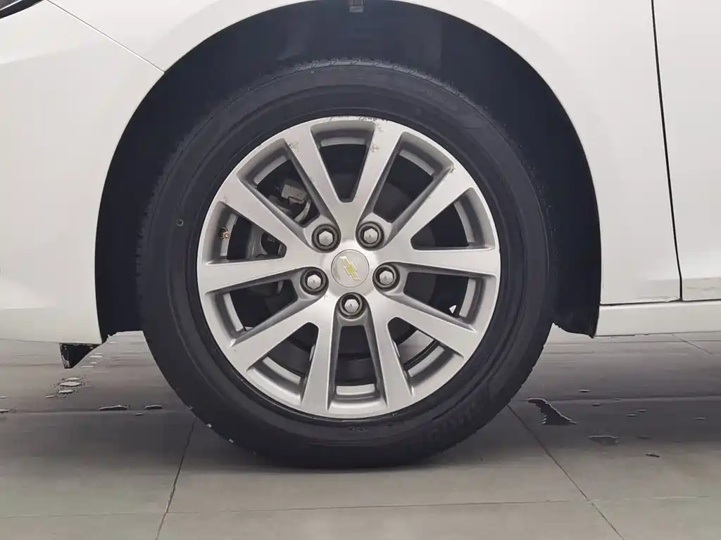 Chevrolet Malibu — миниатюра 17