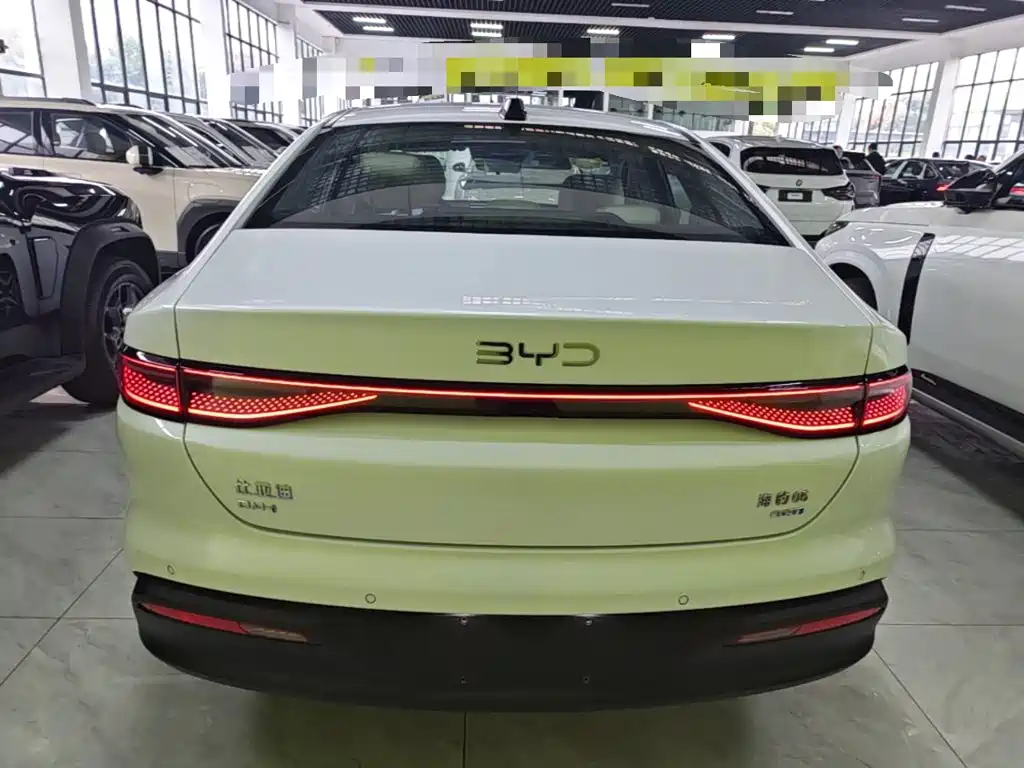 BYD Seal 05 DM-i — миниатюра 6