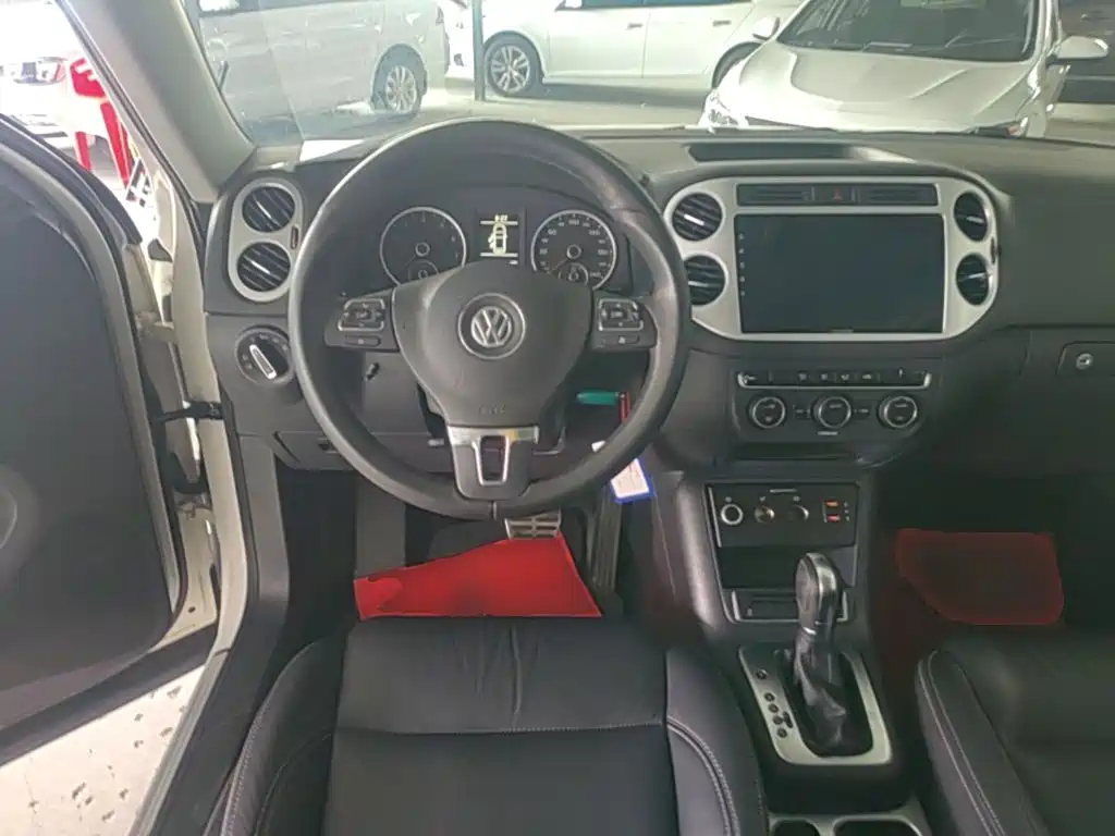 Volkswagen Tiguan — миниатюра 11