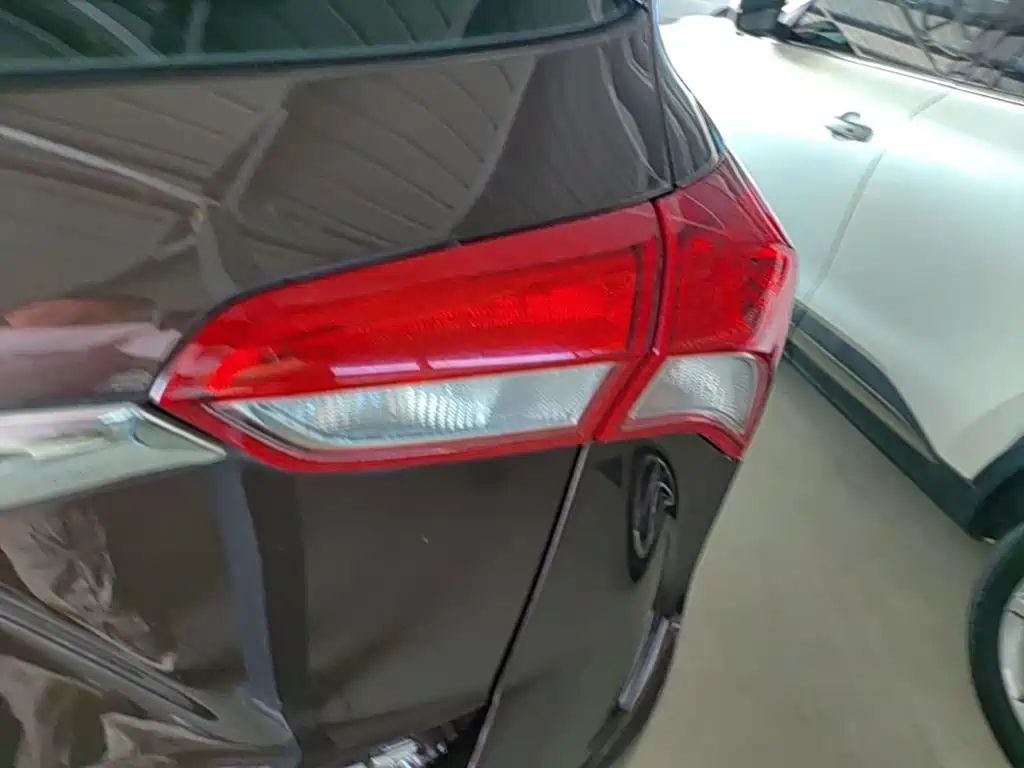 Buick Envision Plus — миниатюра 8