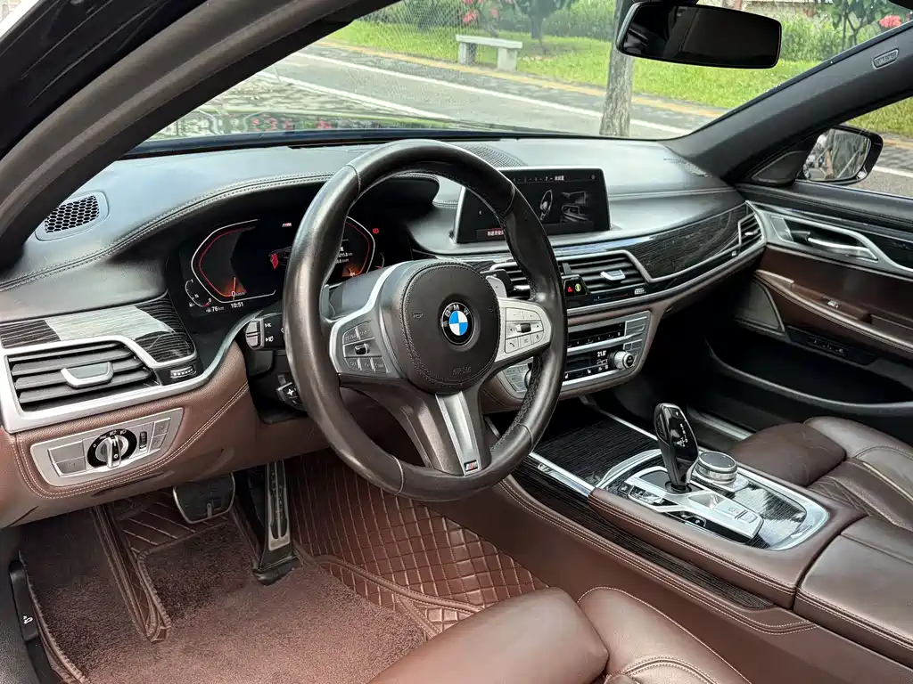 BMW 7 Series 7 2021 740Li Lead M Sport