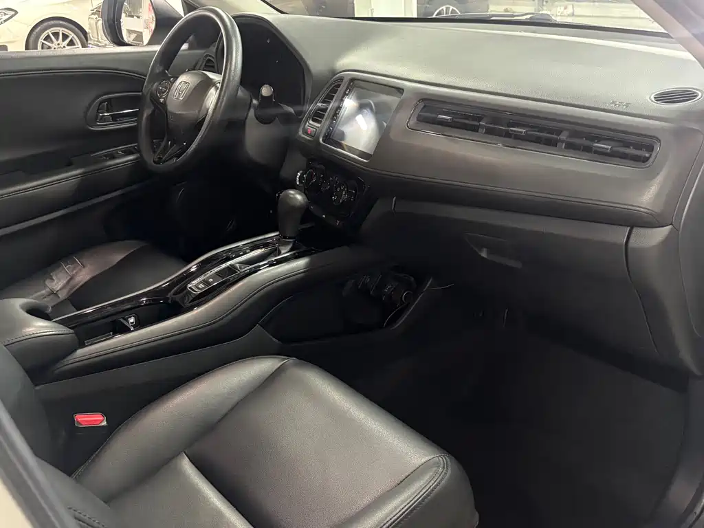 Honda Vezel 2019 1.5L CVT Luxury V