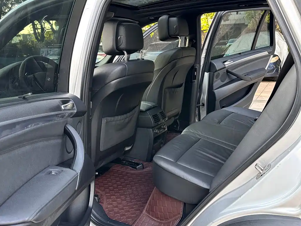 BMW X5 (Import) — миниатюра 13
