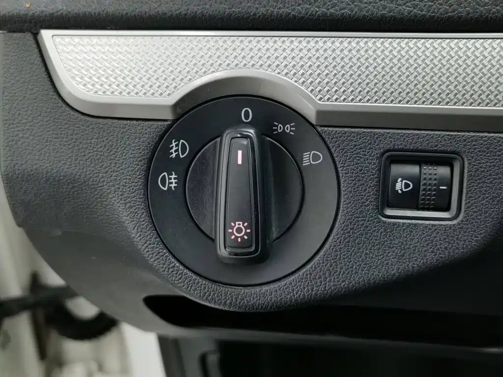 Volkswagen Jetta — миниатюра 21