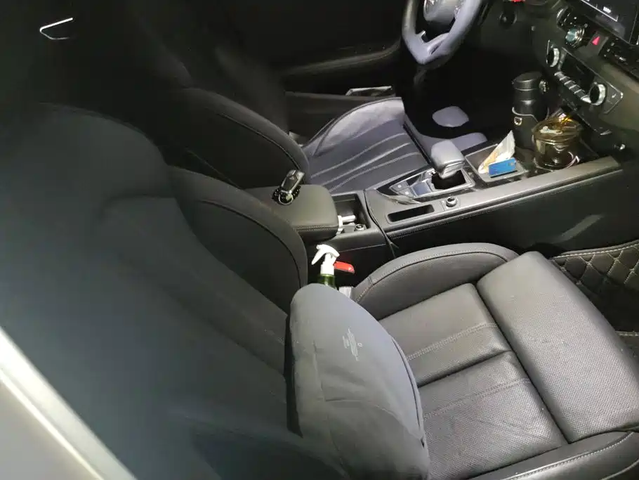 Audi A4L — миниатюра 7