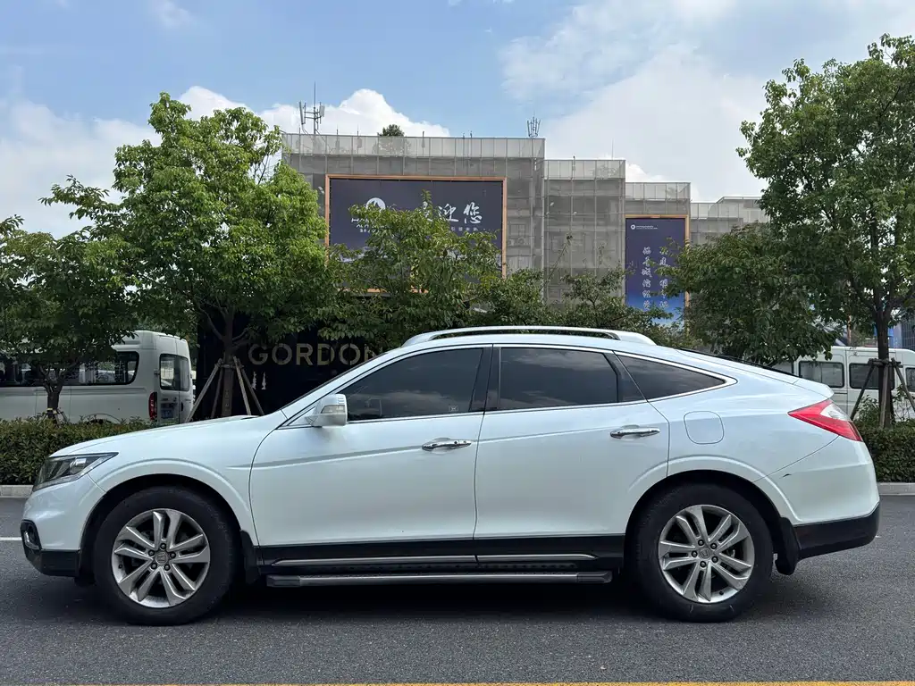 Honda Crosstour — миниатюра 4