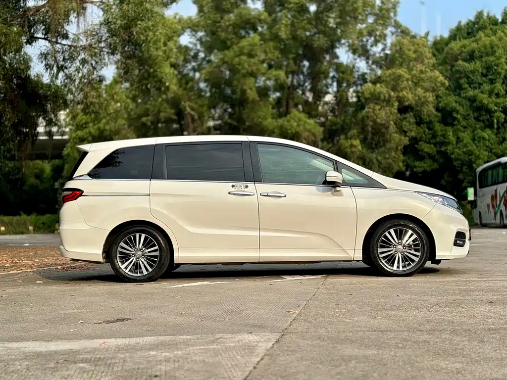 Honda Odyssey — миниатюра 14