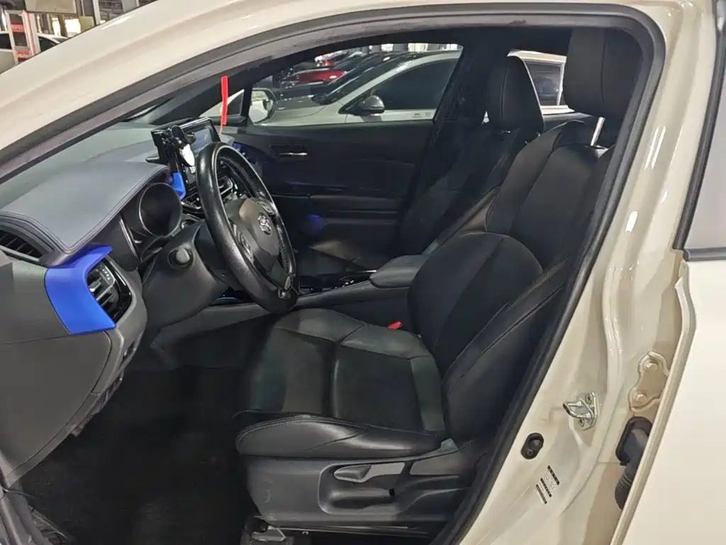 Toyota IZOA — миниатюра 15