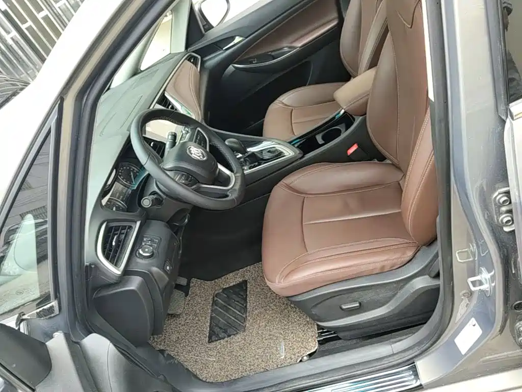 Buick GL6 — миниатюра 15