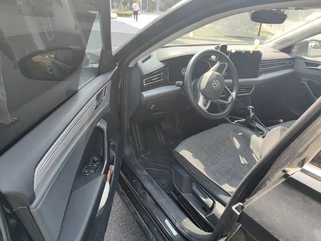 Volkswagen Sagitar — миниатюра 14