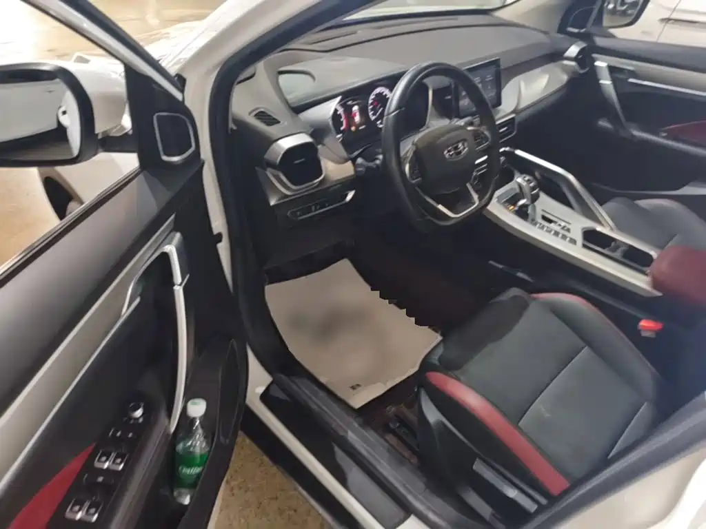 Geely Binyue — миниатюра 16