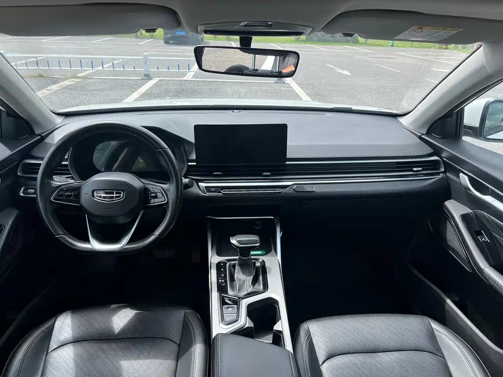Geely Emgrand — миниатюра 9