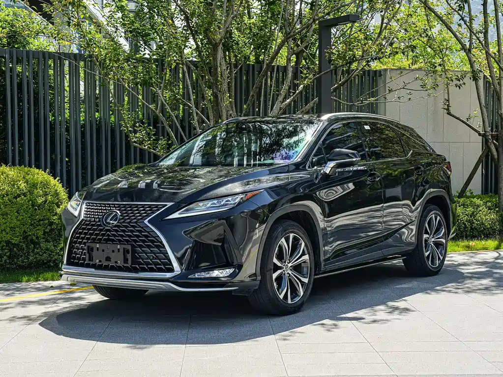 Lexus RX 2022