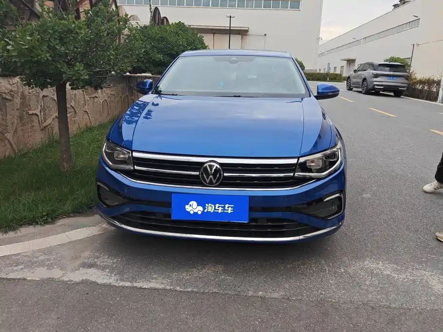 Volkswagen Bora — миниатюра 2
