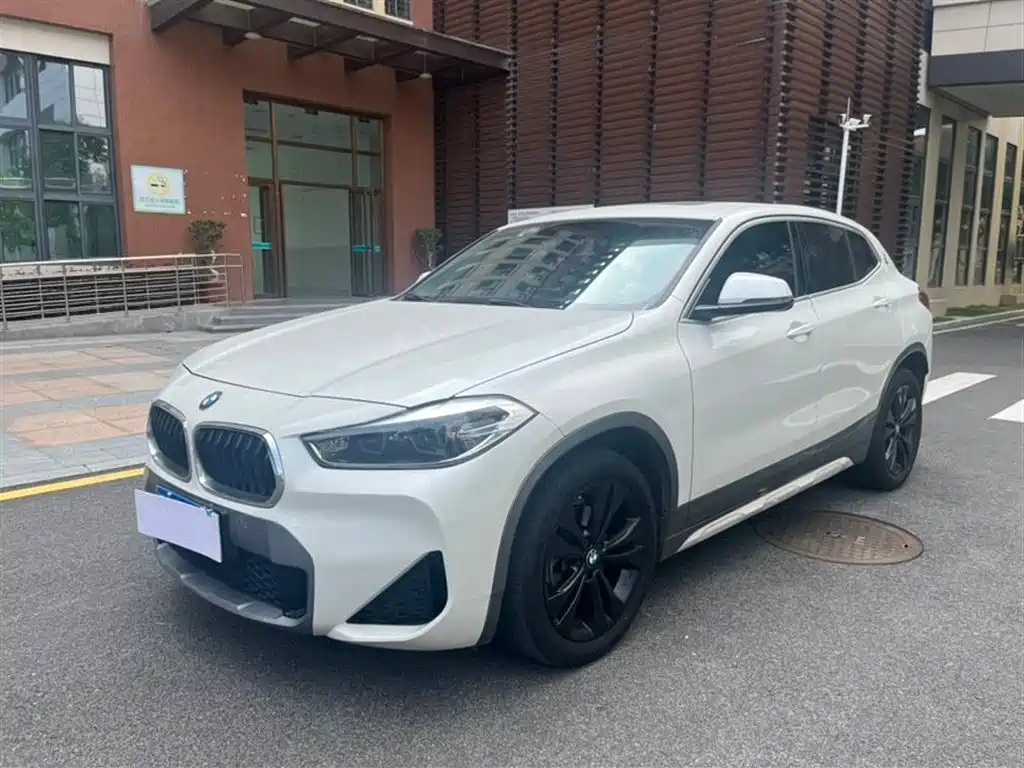 Купить BMW X2