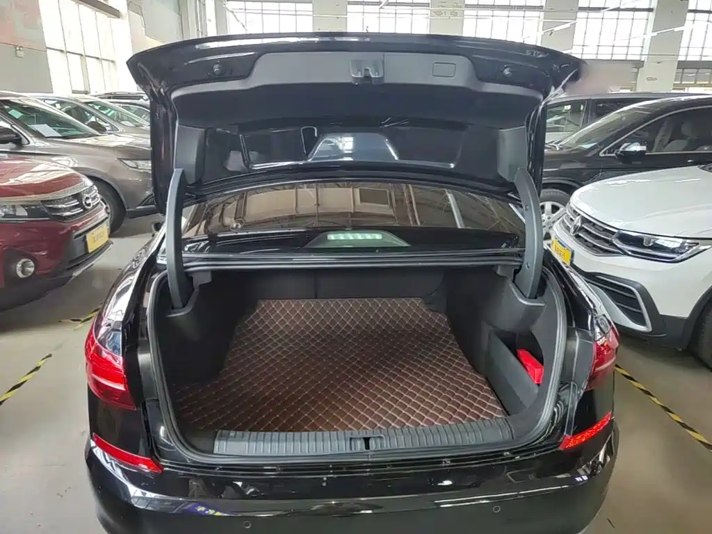 Volkswagen Passat — миниатюра 19