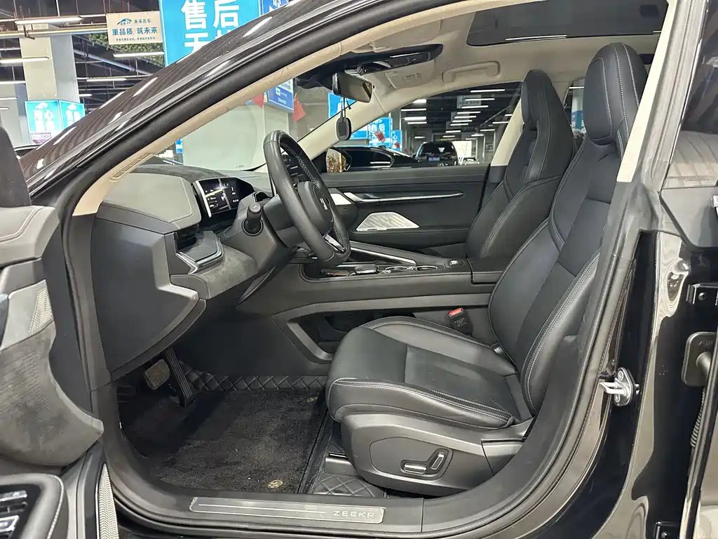 ZEEKR EXTREME KRYPTON 001