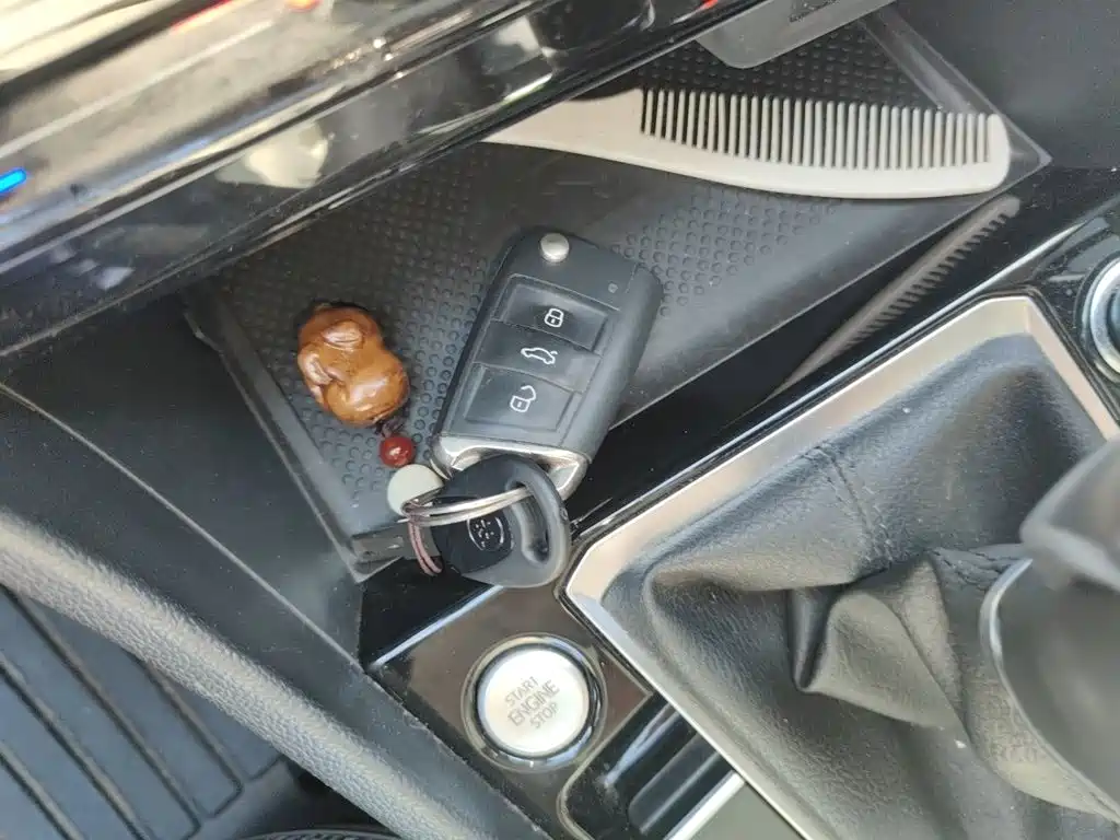 Volkswagen Sagitar — миниатюра 12