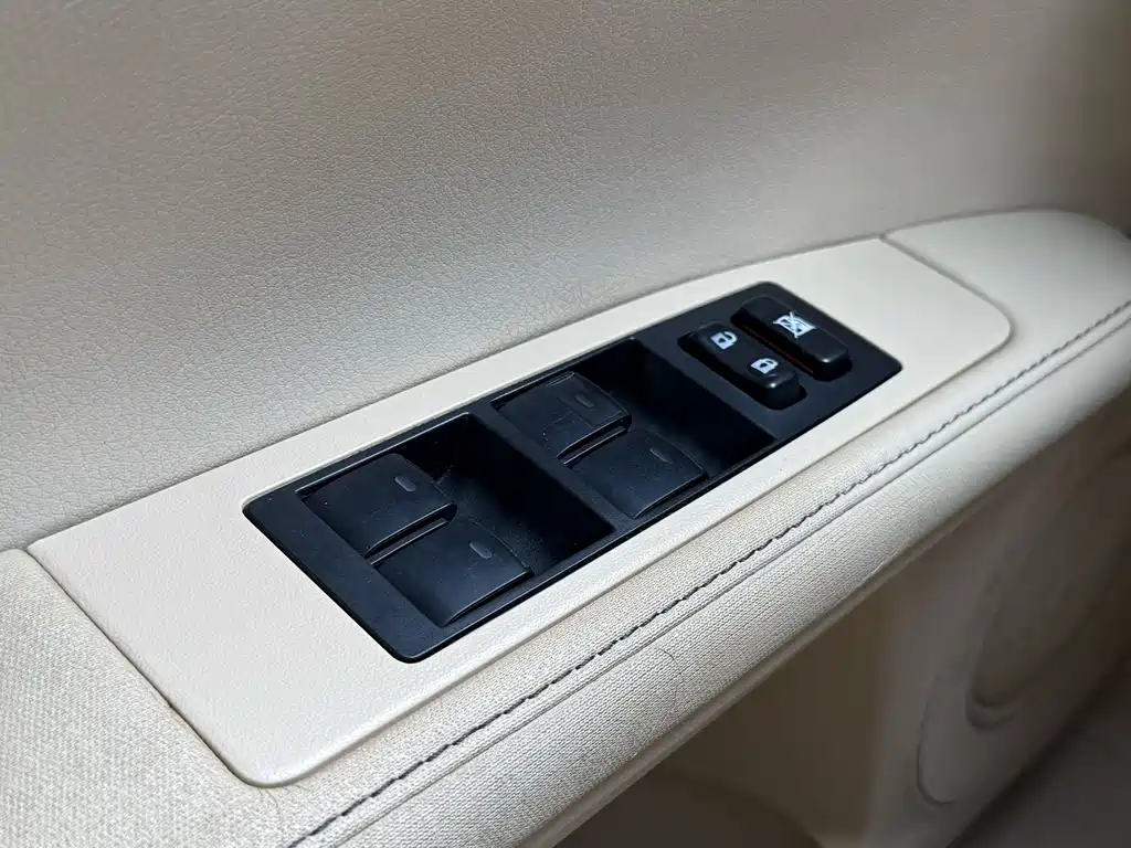 Lexus ES — миниатюра 16