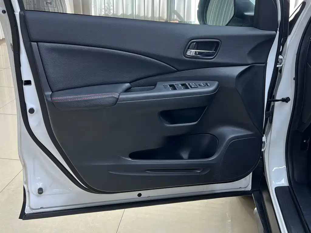 Honda CR-V — миниатюра 8