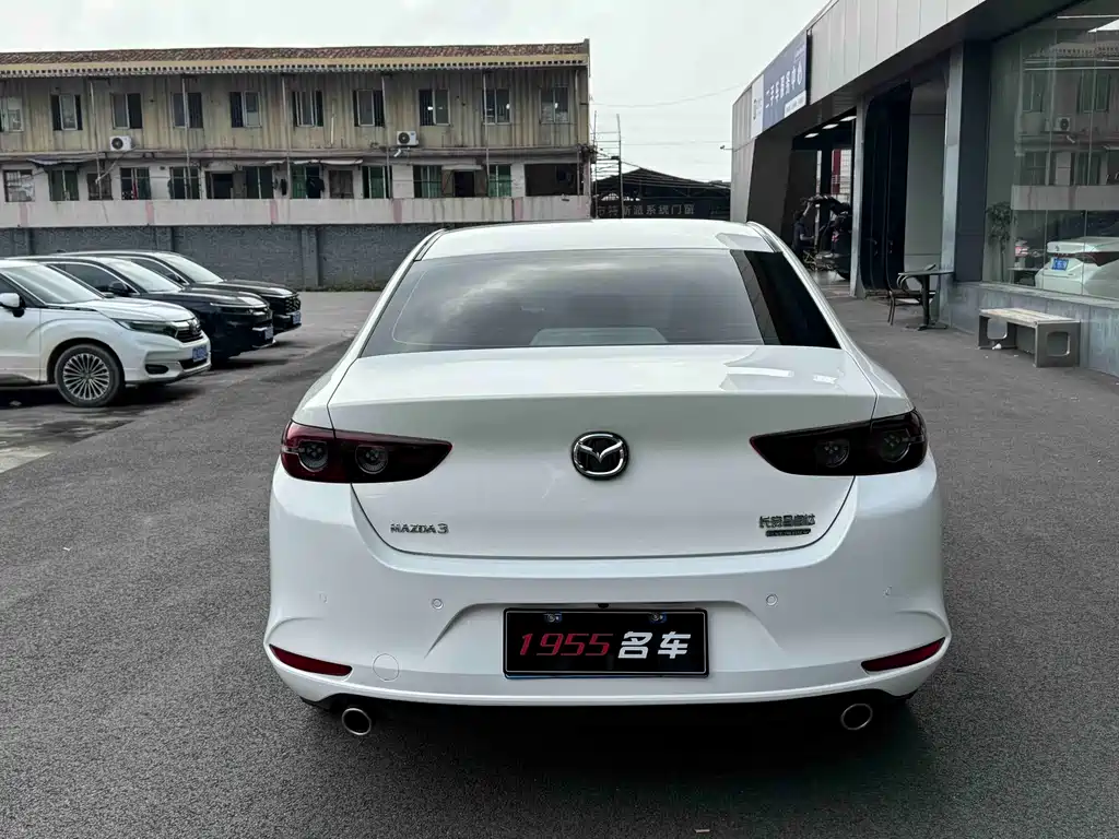 Mazda 3 Axela — миниатюра 8