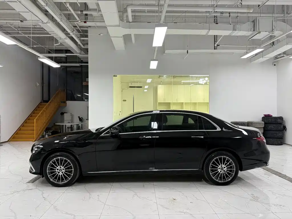 Mercedes-Benz E-Class E 2022 E 260 L