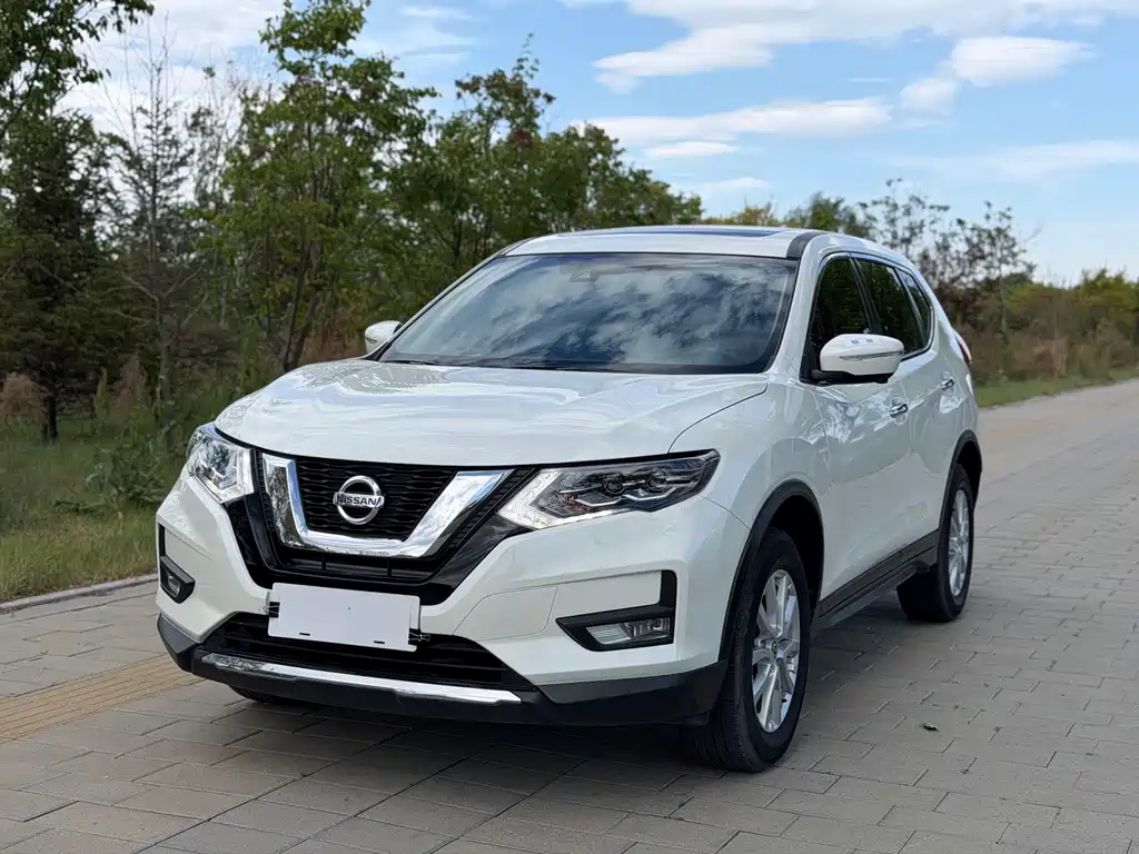 Купить Nissan X-Trail